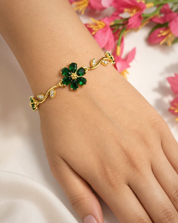 Anti-Tarnish Stainless Steel 18K Gold Plated Floral Bloom Bracelet