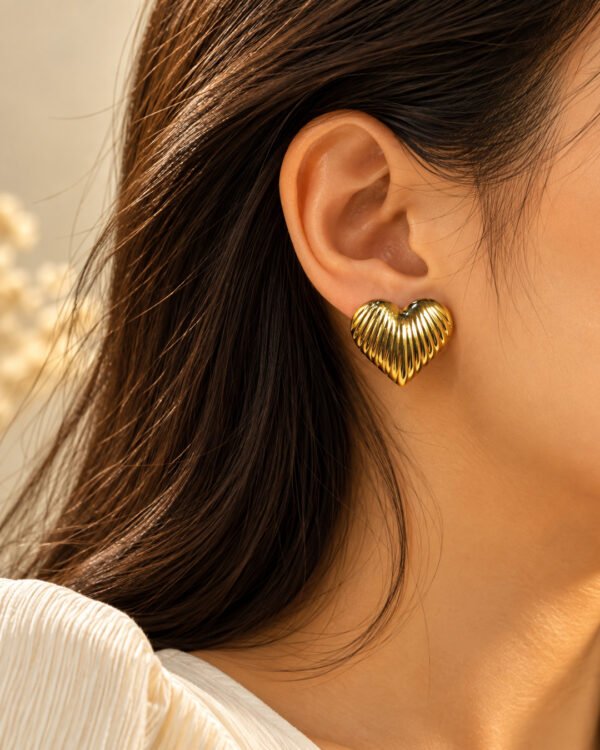 Heart Studs