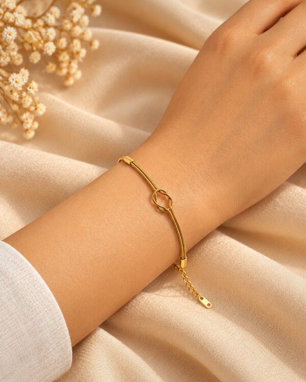 Knot Bracelet